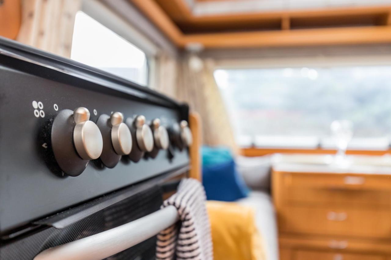 Cosy Caravan On Luxury Campsite Hulme End Exterior foto