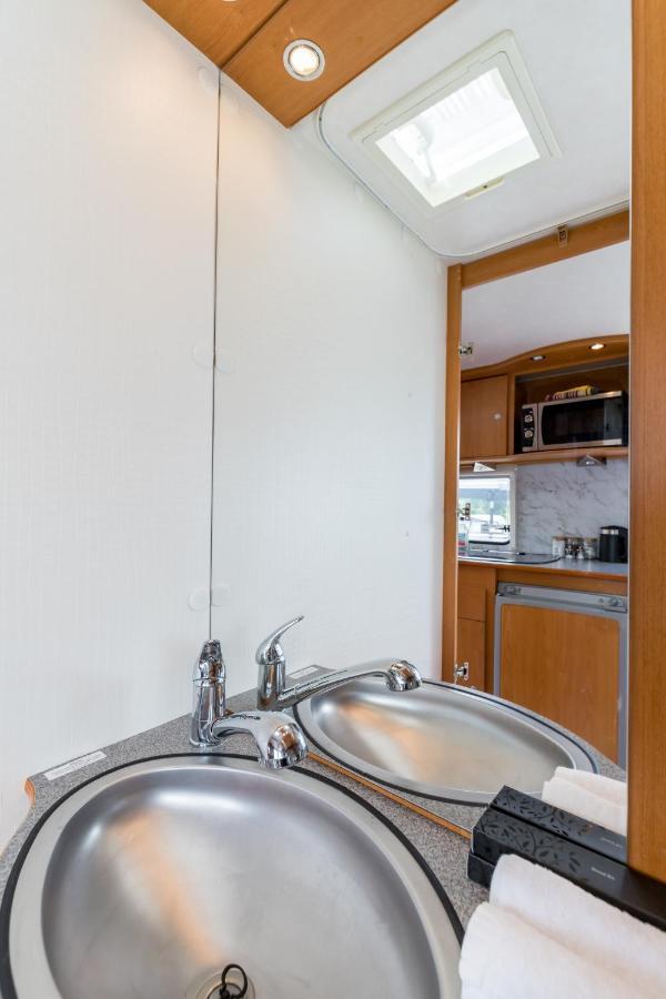 Cosy Caravan On Luxury Campsite Hulme End Exterior foto