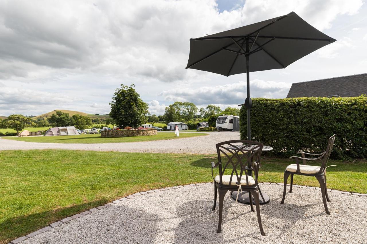 Cosy Caravan On Luxury Campsite Hulme End Exterior foto