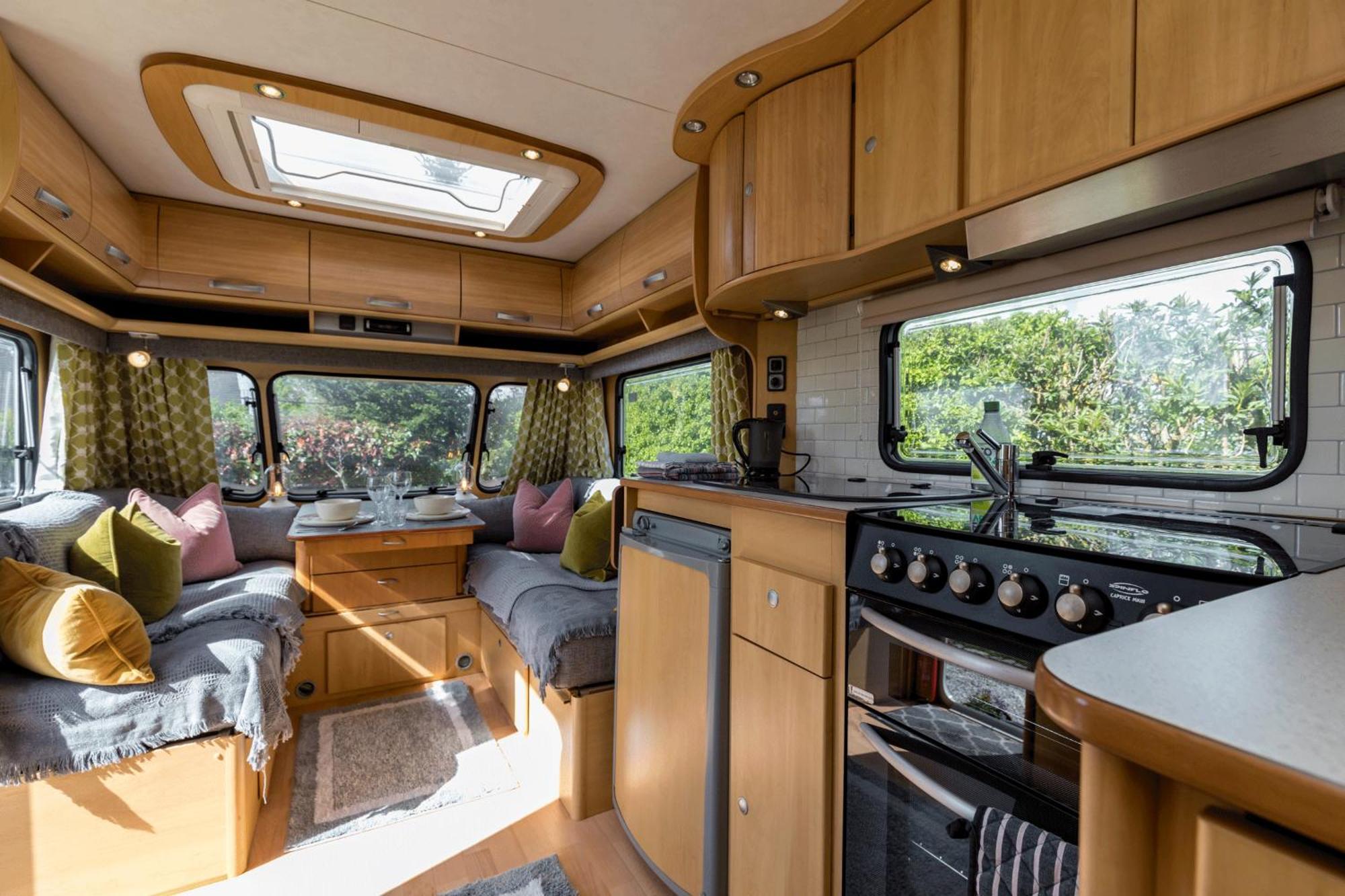 Cosy Caravan On Luxury Campsite Hulme End Exterior foto