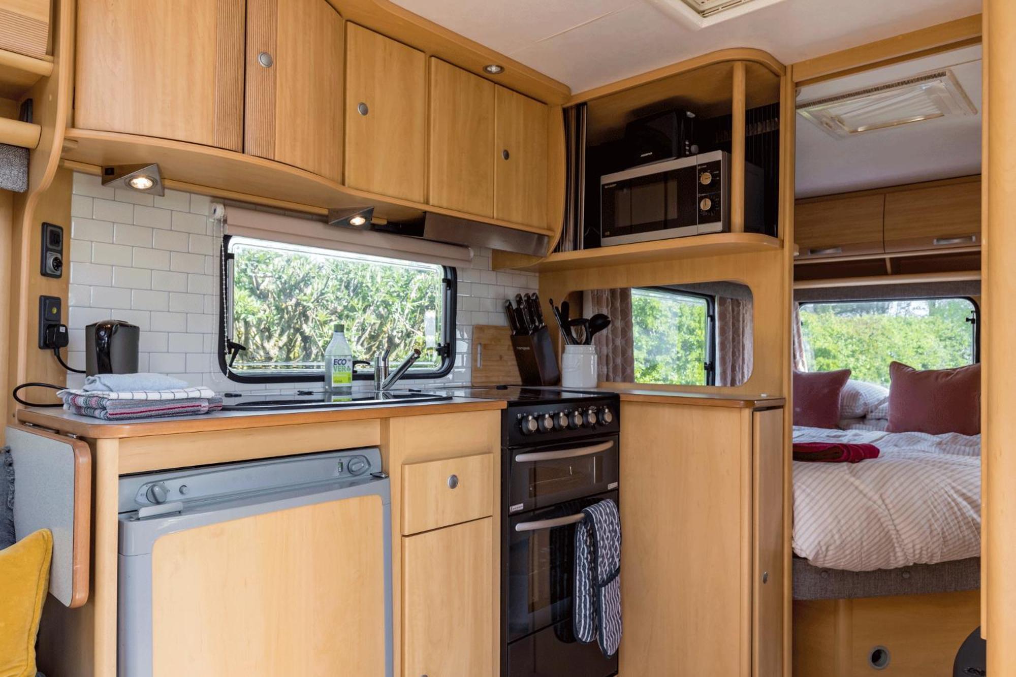 Cosy Caravan On Luxury Campsite Hulme End Exterior foto